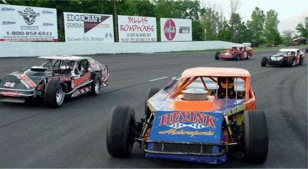 Auto City Speedway - Track